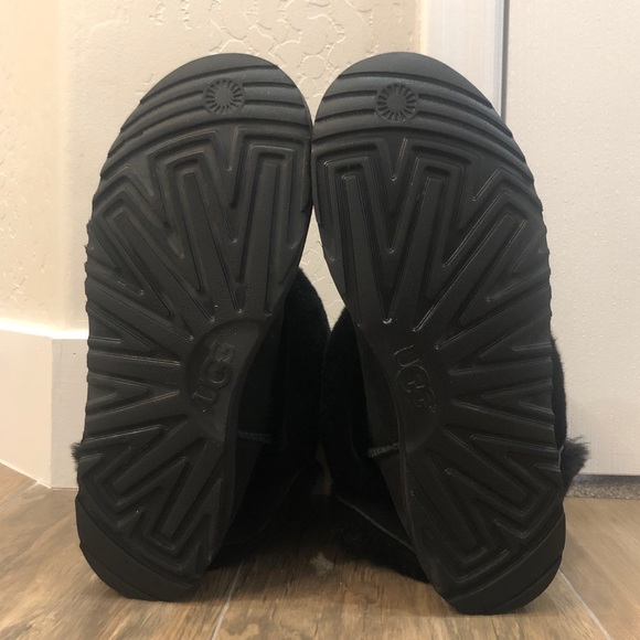 Ugg Classic Cuff Tall Boot - Picture 2 of 9